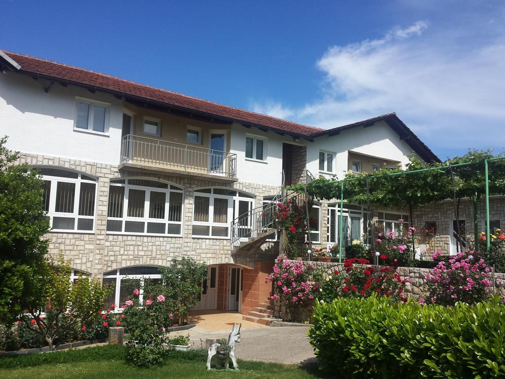 Hotel Pansion Pero Elez Međugorje Exteriér fotografie